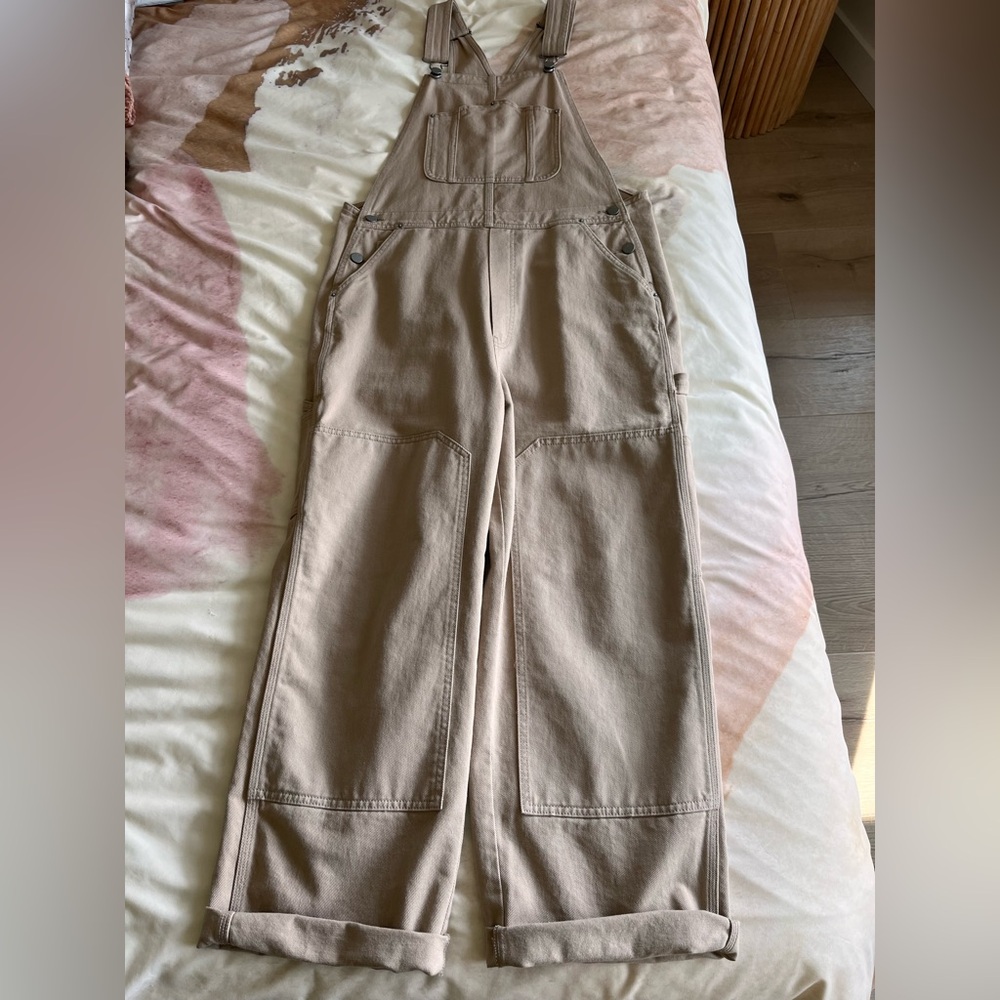 Aritzia TNA overalls - Picture 2 of 9